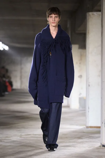 Look 54